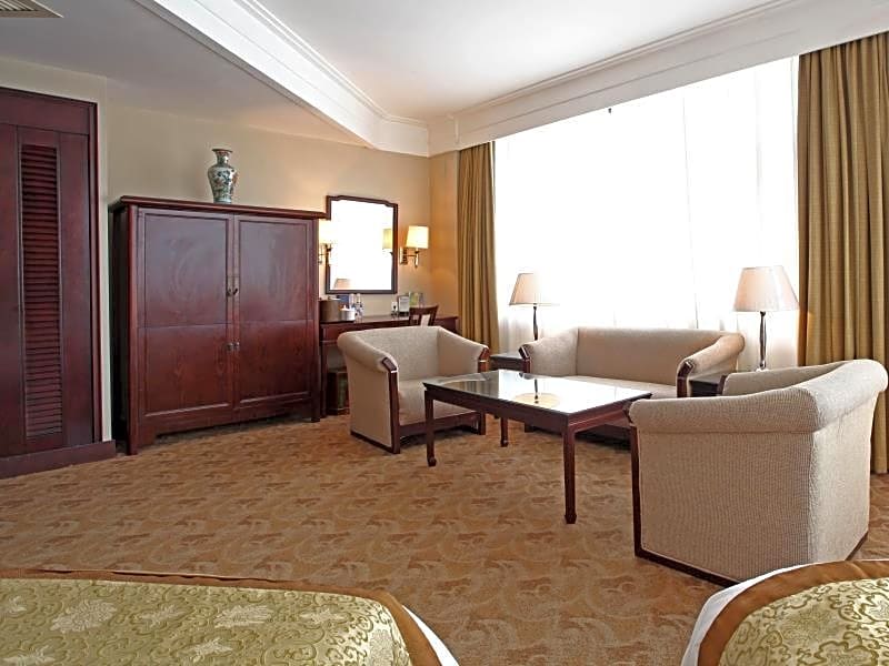Bell Tower Hotel