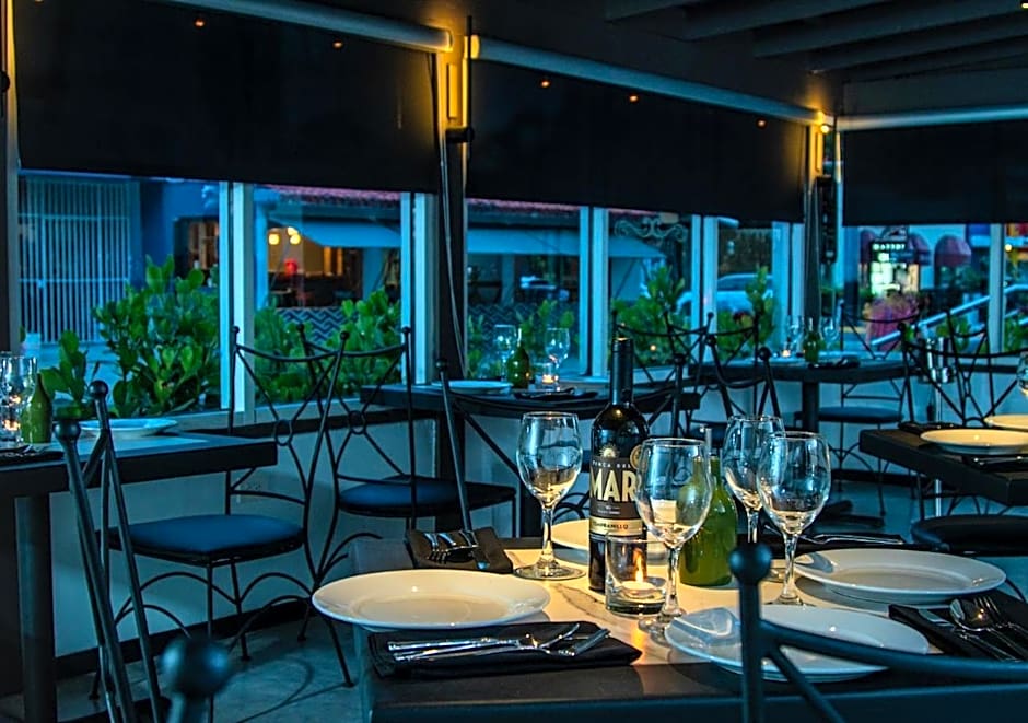 Casa Condado Hotel & Residences
