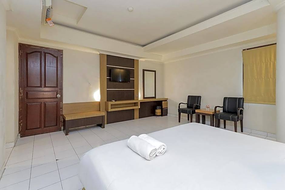 Urbanview Hotel Taman Suci Denpasar Bali