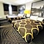 Super 8 by Wyndham Shakopee