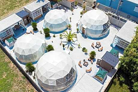 The Bonds Beach Spa ResortGlamping - Chiba Onjuku -