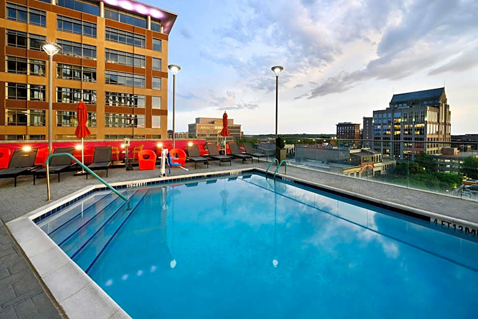 Aloft Greenville Downtown