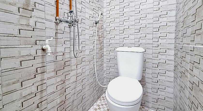 Q-Five Guest House YIA Kulon Progo Mitra RedDoorz