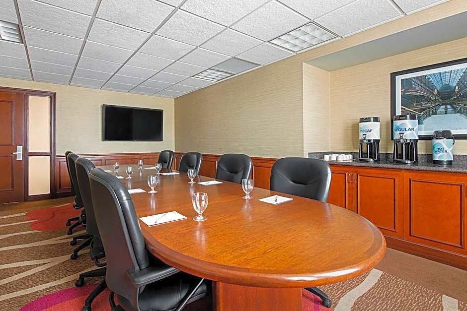 Hilton Garden Inn Cleveland Downtown