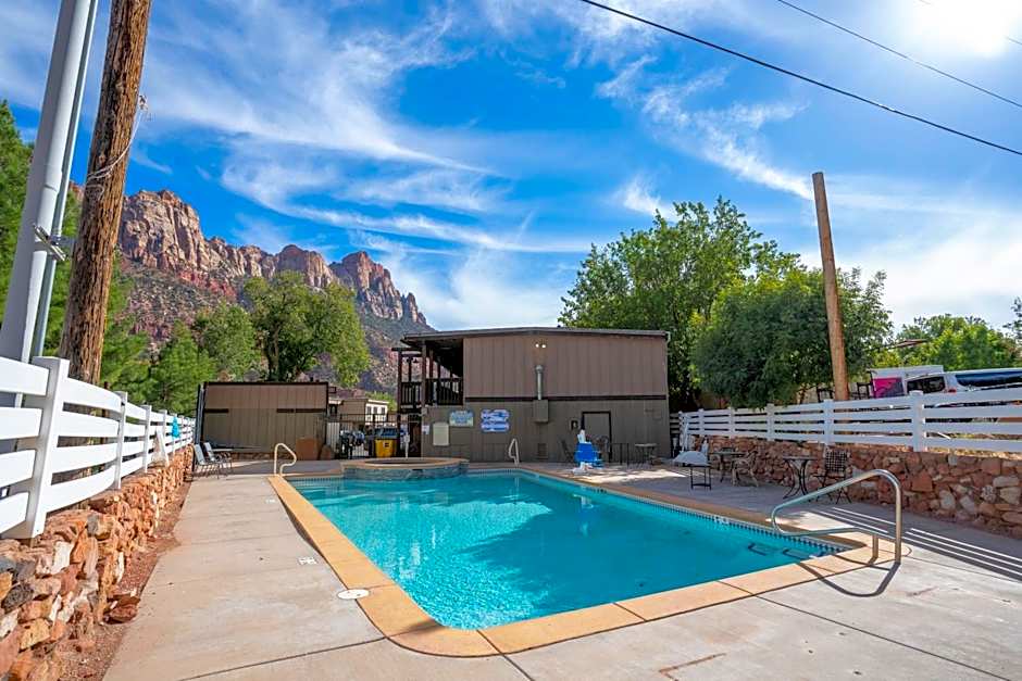 Pioneer Lodge Springdale
