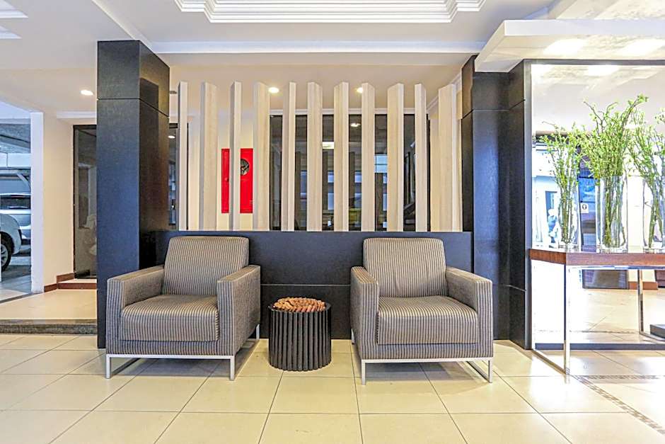 Sandri City Hotel