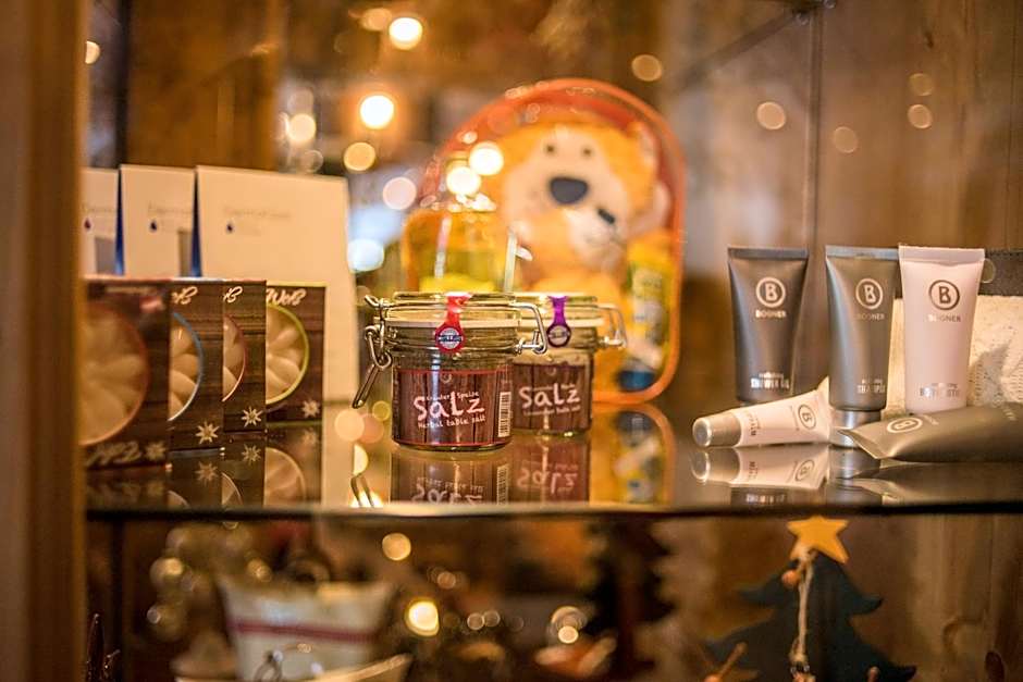 Hotel Almschlössl & Schrotteralm