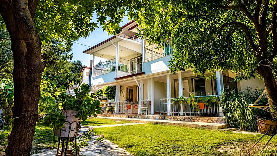 Bucak Apart Hotel Göcek ''Beach 1 km''