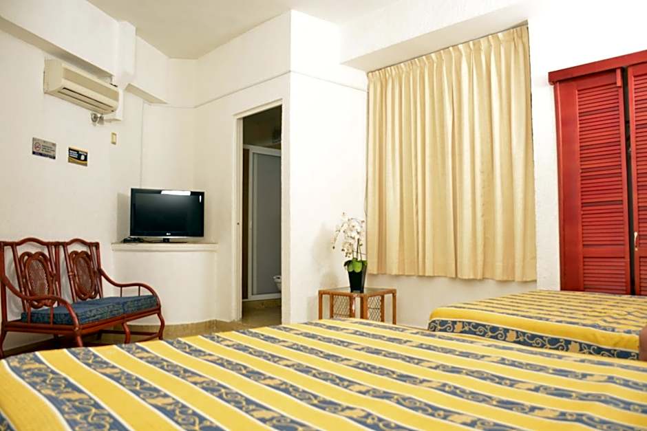 Hotel Paradise Inn