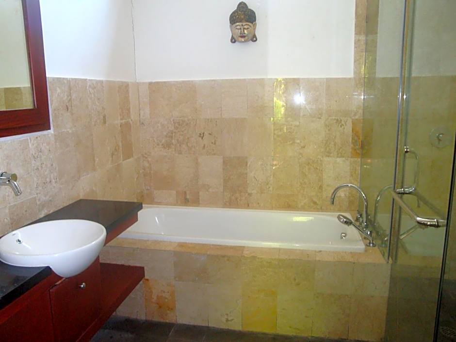 Aqua Octaviana Bali Villa