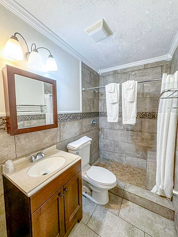 Atlantis Inn - Tybee Island