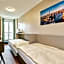 Hotel Pickwick and Pub "the room with a view"
