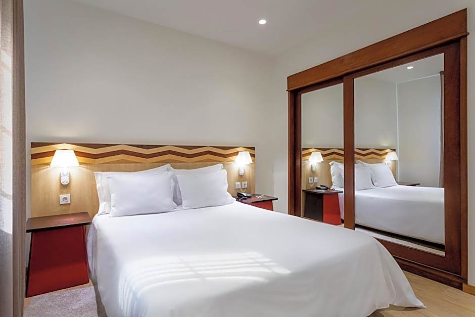 Photo 1 of 8 of Double Room
