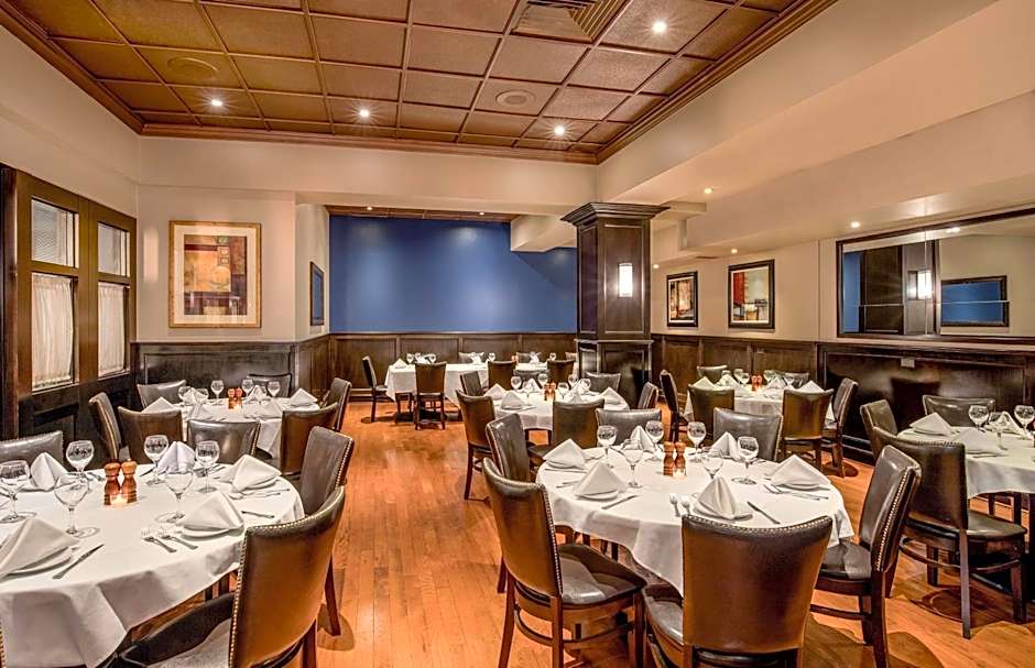 DoubleTree by Hilton Chicago - North Shore Conference Center