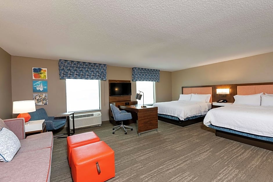 Hampton Inn By Hilton & Suites Marshalltown