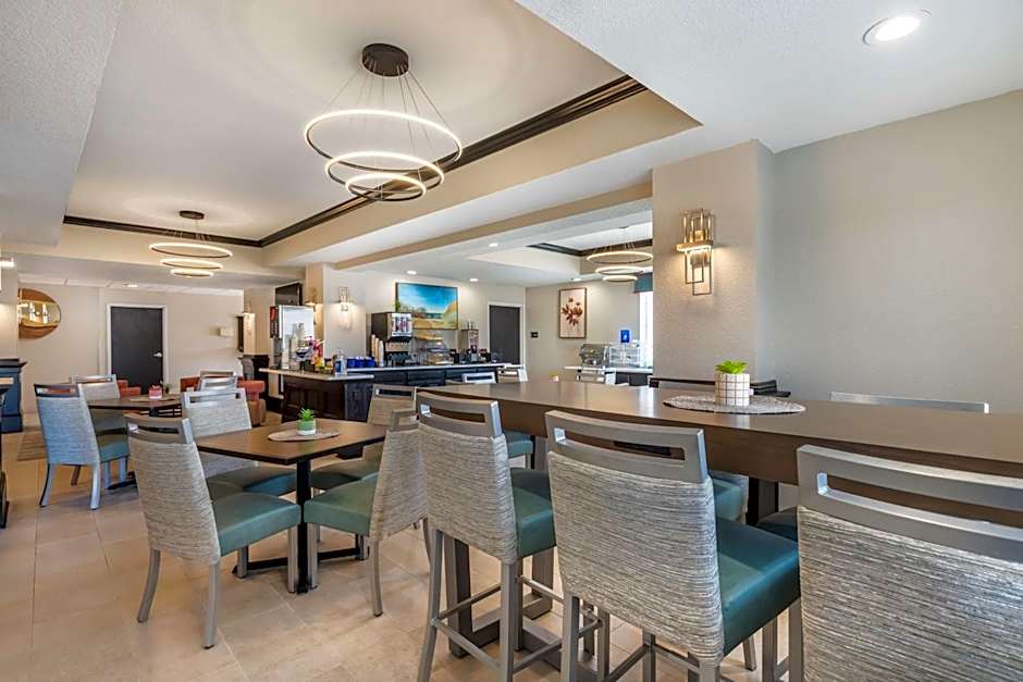 Best Western Prime Inn & Suites