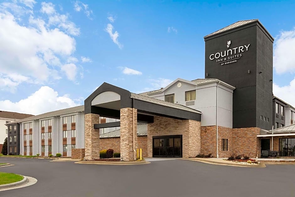 Country Inn & Suites by Radisson, Roanoke Rapids