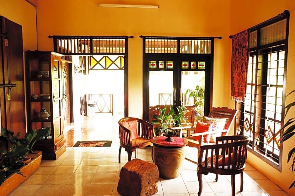 Hotel O Cemara's Homestay