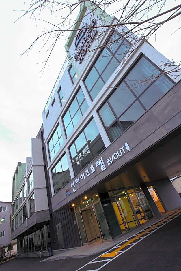 Sunrise Hotel Seopjikoji