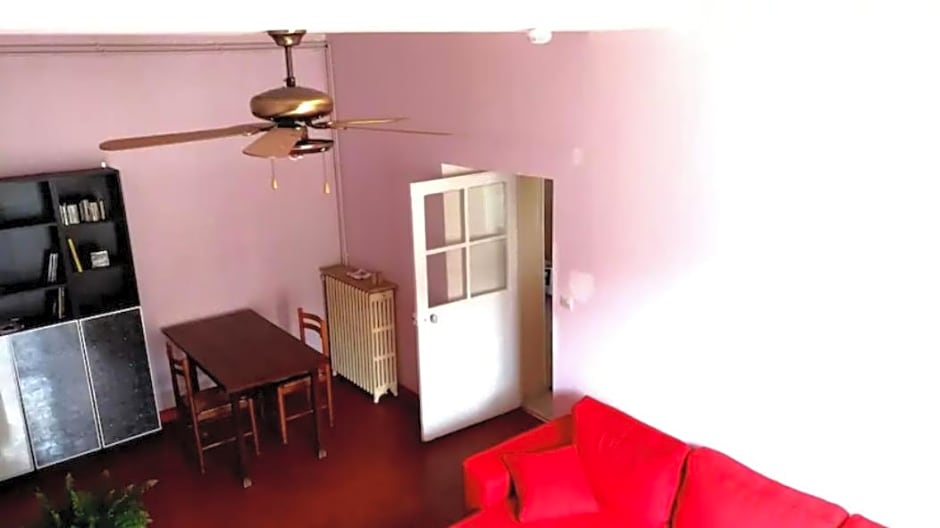 Chambre privée dans maison centre-ville Sens Petit-déjeuner compris