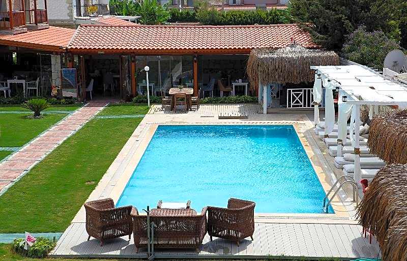 Kemerlihan Deluxe Hotel