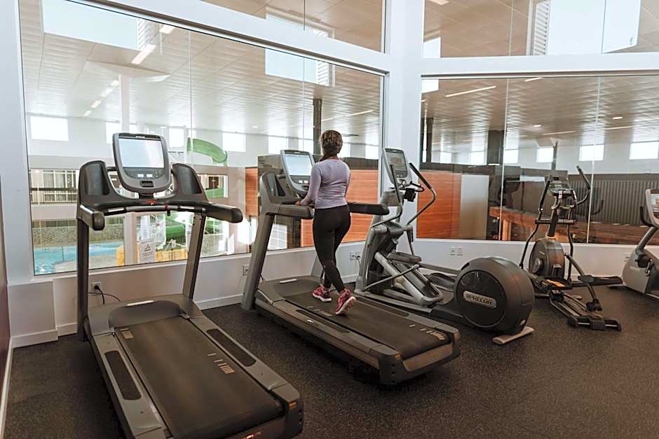 Coast Nisku Inn & Conference Centre