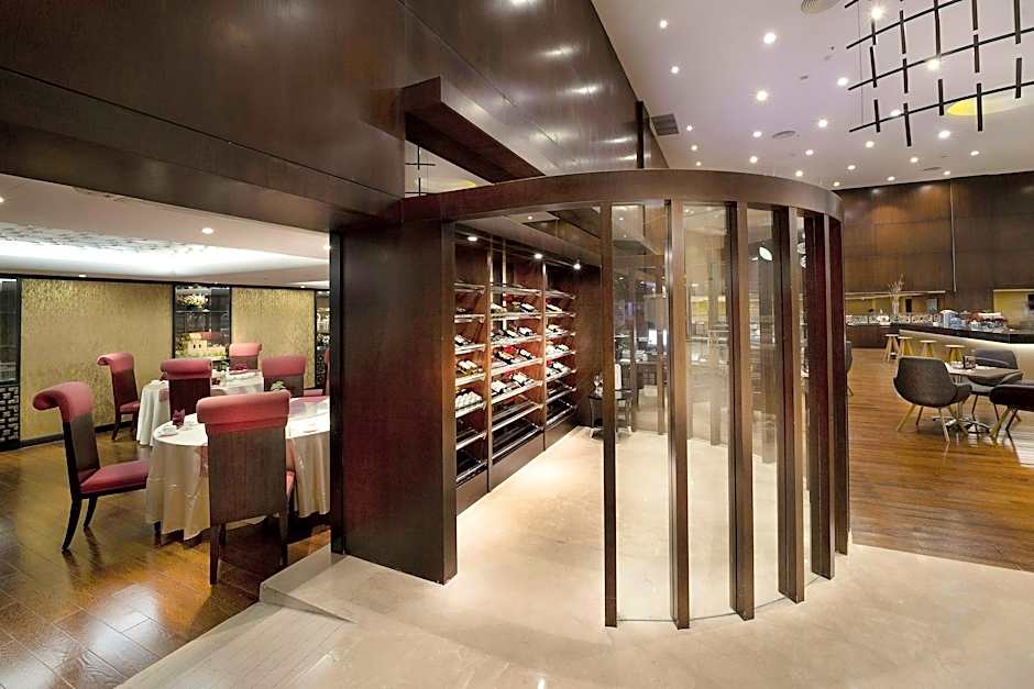 Swiss-Belhotel Harbour Bay