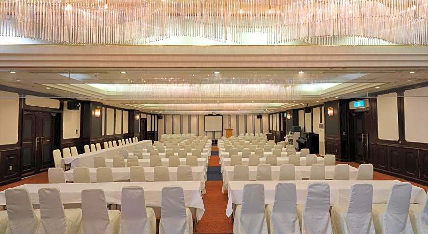 Garden Hotel Shiunkaku Higashi-Matsuyama