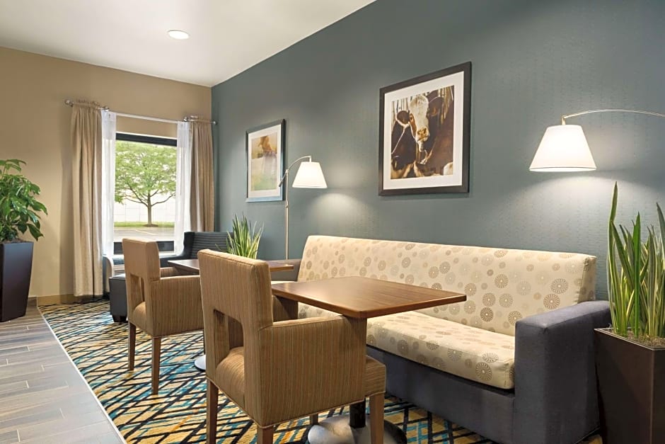 Hampton Inn By Hilton Wausau