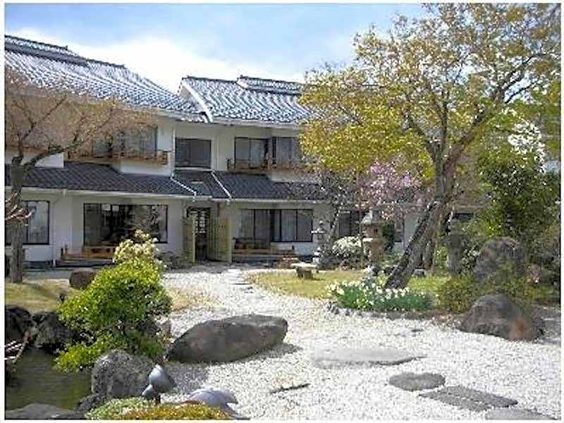 Yanagiya
