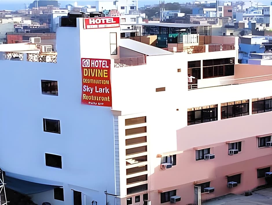 Hotel Divine Destination