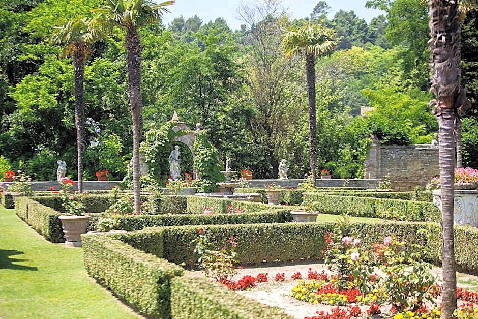 Villa Cattani Stuart XVII secolo