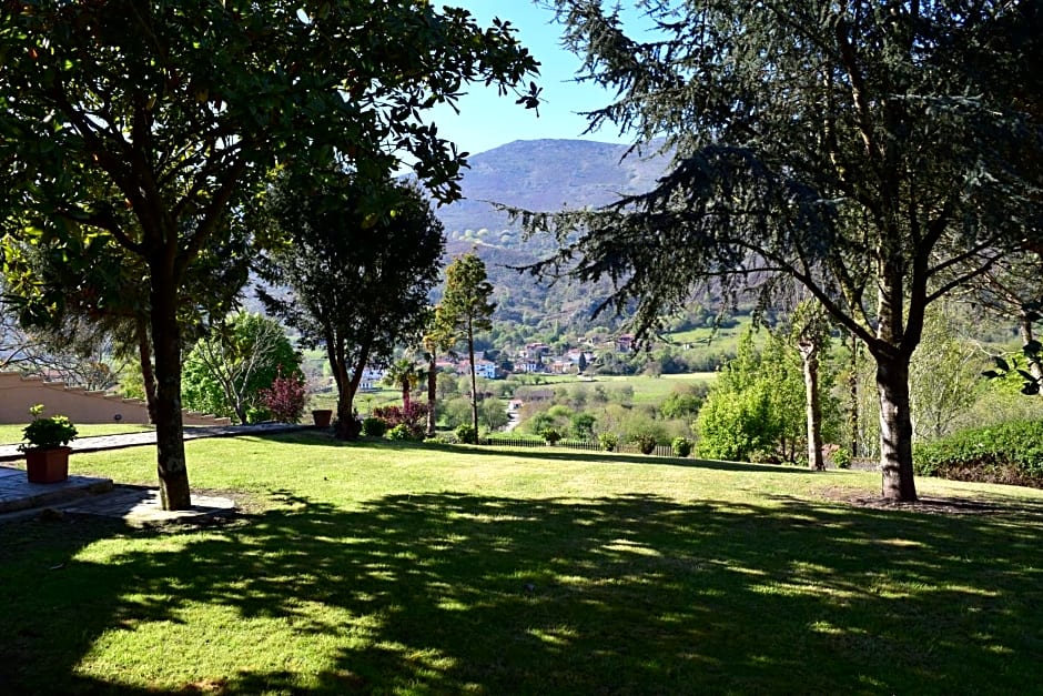 Hotel Rural El Otero