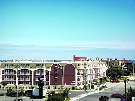 Gold Leaf Hotel of Dewey