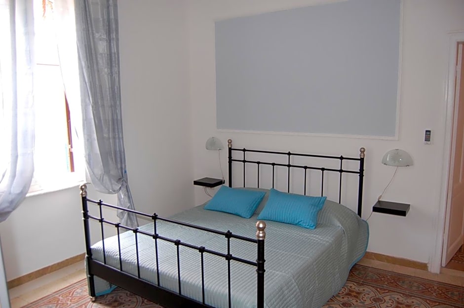 Arena Alfieri B&B