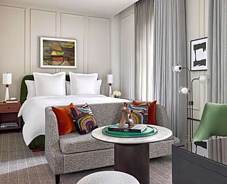 Deluxe King Bed
