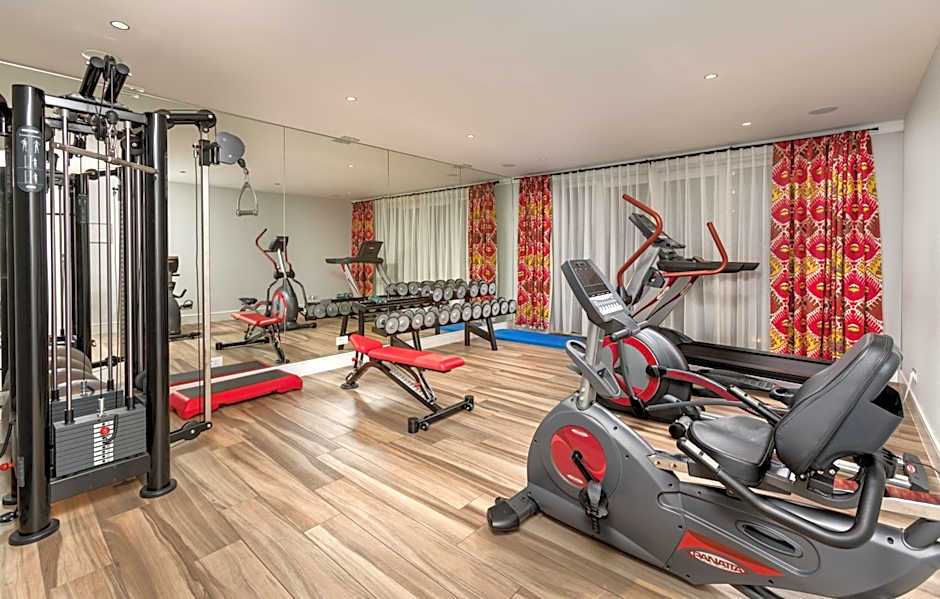 Crowne Plaza Budva by IHG