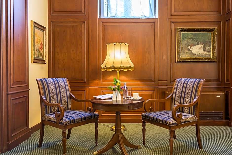 Crystal Palace Boutique Hotel