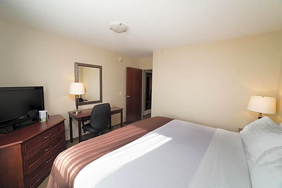 Holiday Inn & Suites Lloydminster By IHG