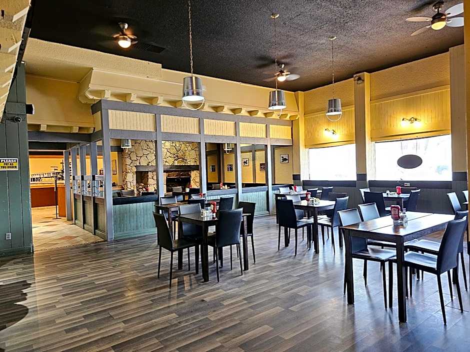 Travelodge by Wyndham Prince Albert