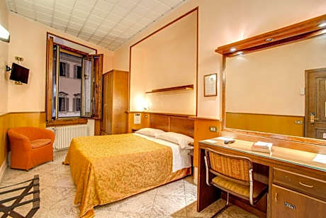 Double or Twin Room with Private Bathroom