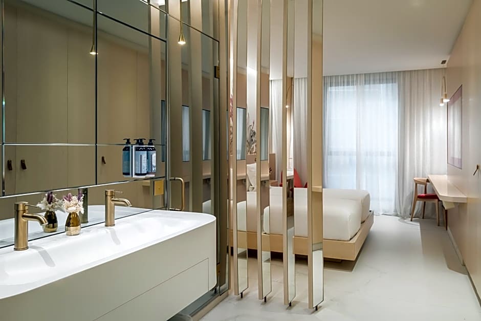 45 Times Barcelona Hotel