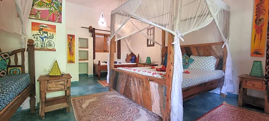 Salama & Mbuyuni Bungalows