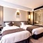 Howard Johnson by Wyndham Life ZhuoYuan Ningbo