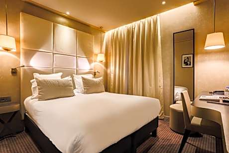 Two Connecting Double Rooms