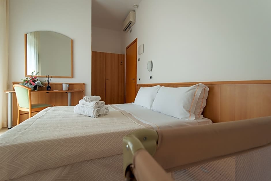 Adria Beach Hotel