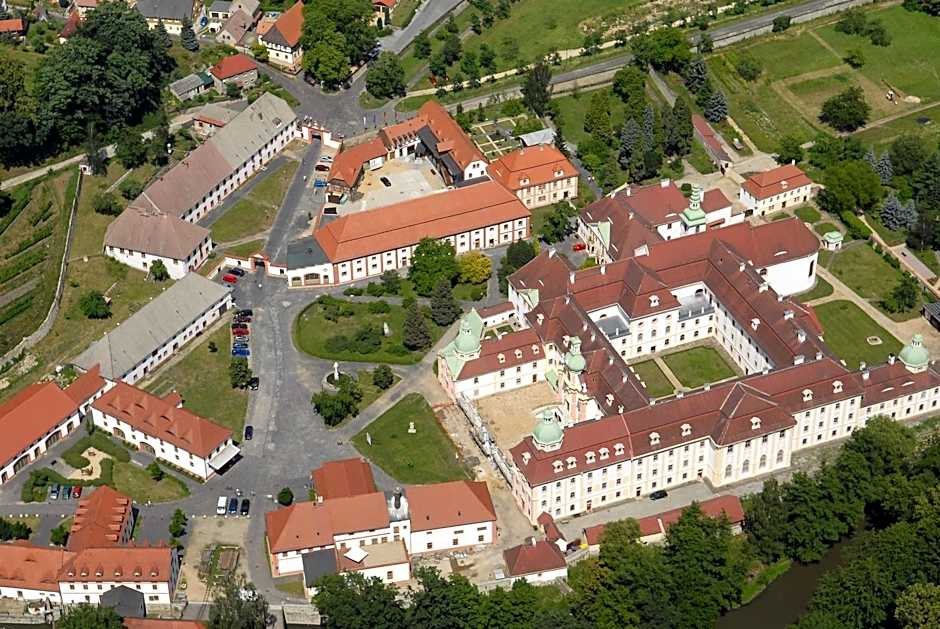 Gästehäuser St. Marienthal