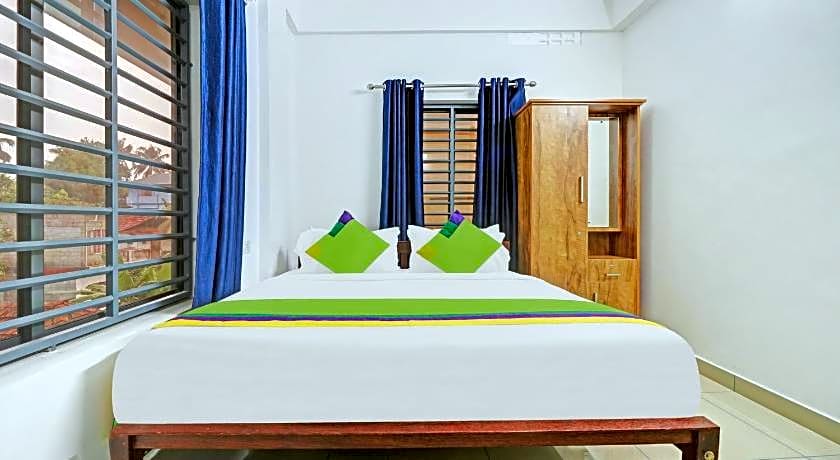 Treebo Nirupama Apartment, 750 M From Aluva Railway Station
