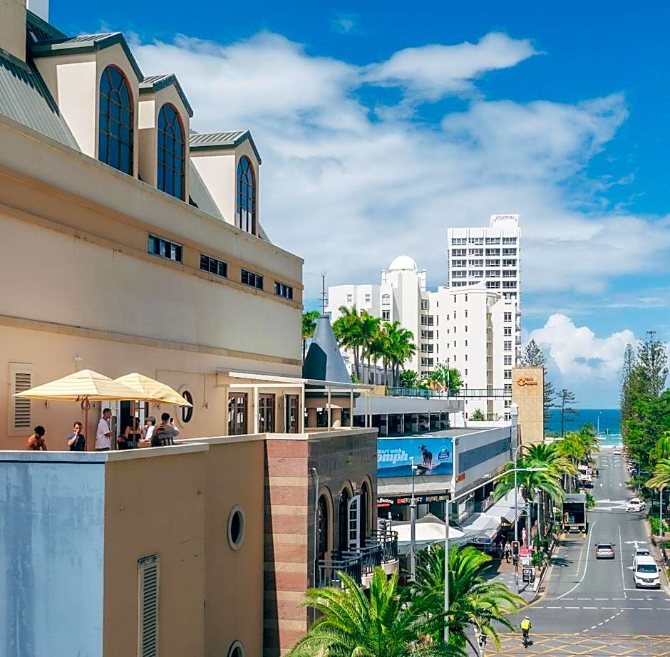 Maze Backpackers - Gold Coast