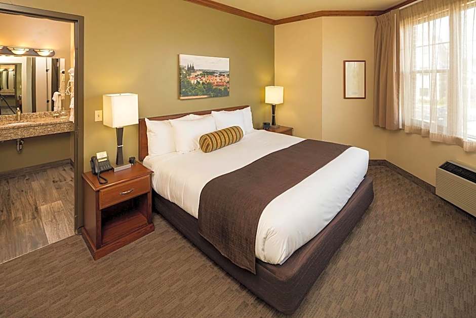 Photo 1 of 4 of Superior 1 King Bed Suite